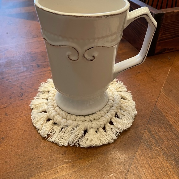 Macrame coasters - Picture 3 of 4